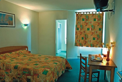 Hotel de Bordeaux image 20